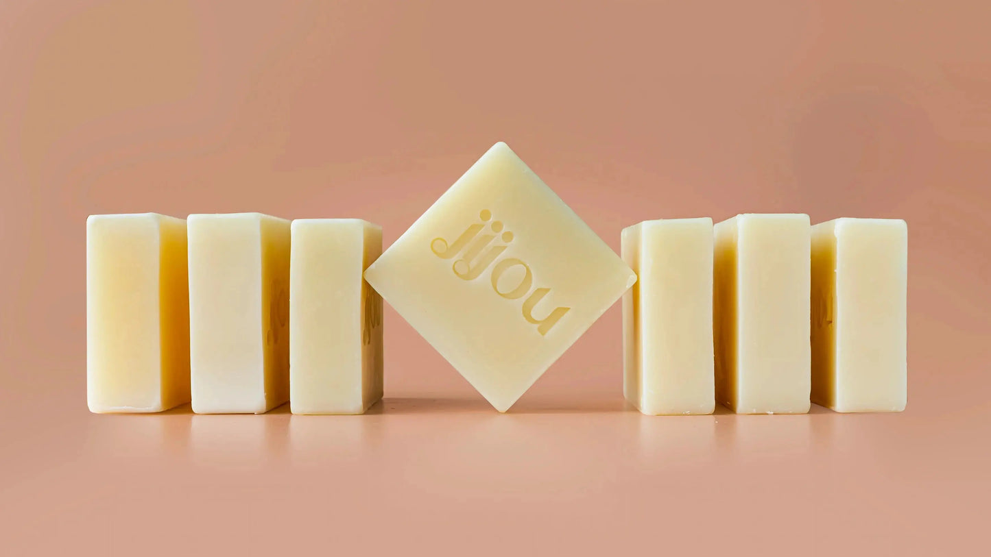 Savon bio naturel | Savon de Bonne-Maman JIJOU juliette. Natural Cosmetics : nettoyant visage corps saponifié à froid | Cosmétiques bio naturels Belgique Luxembourg France