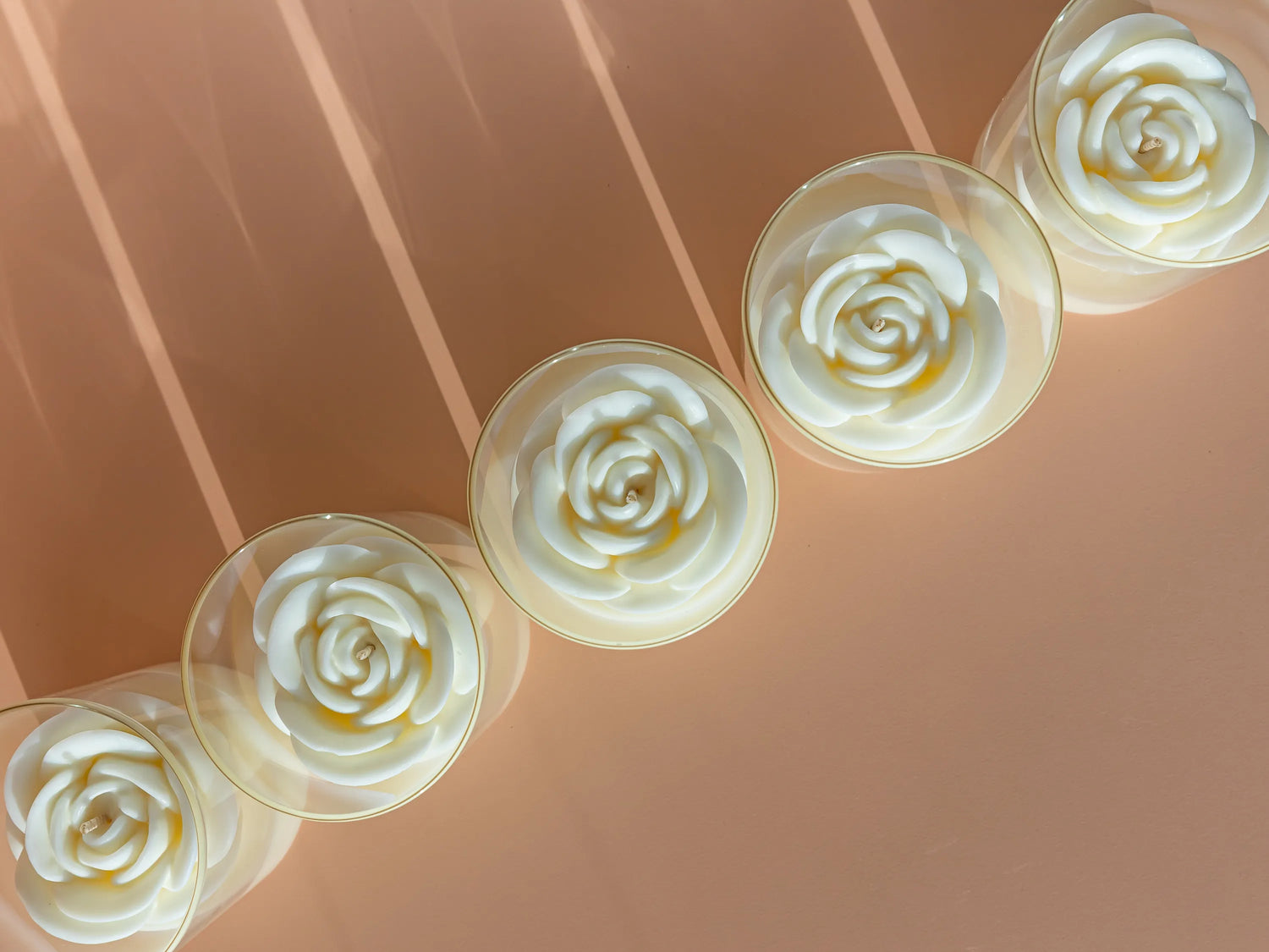 Bougies-et-savons-personnalisés-des-créations-uniques-pour-tous-vos-événements Jijou®