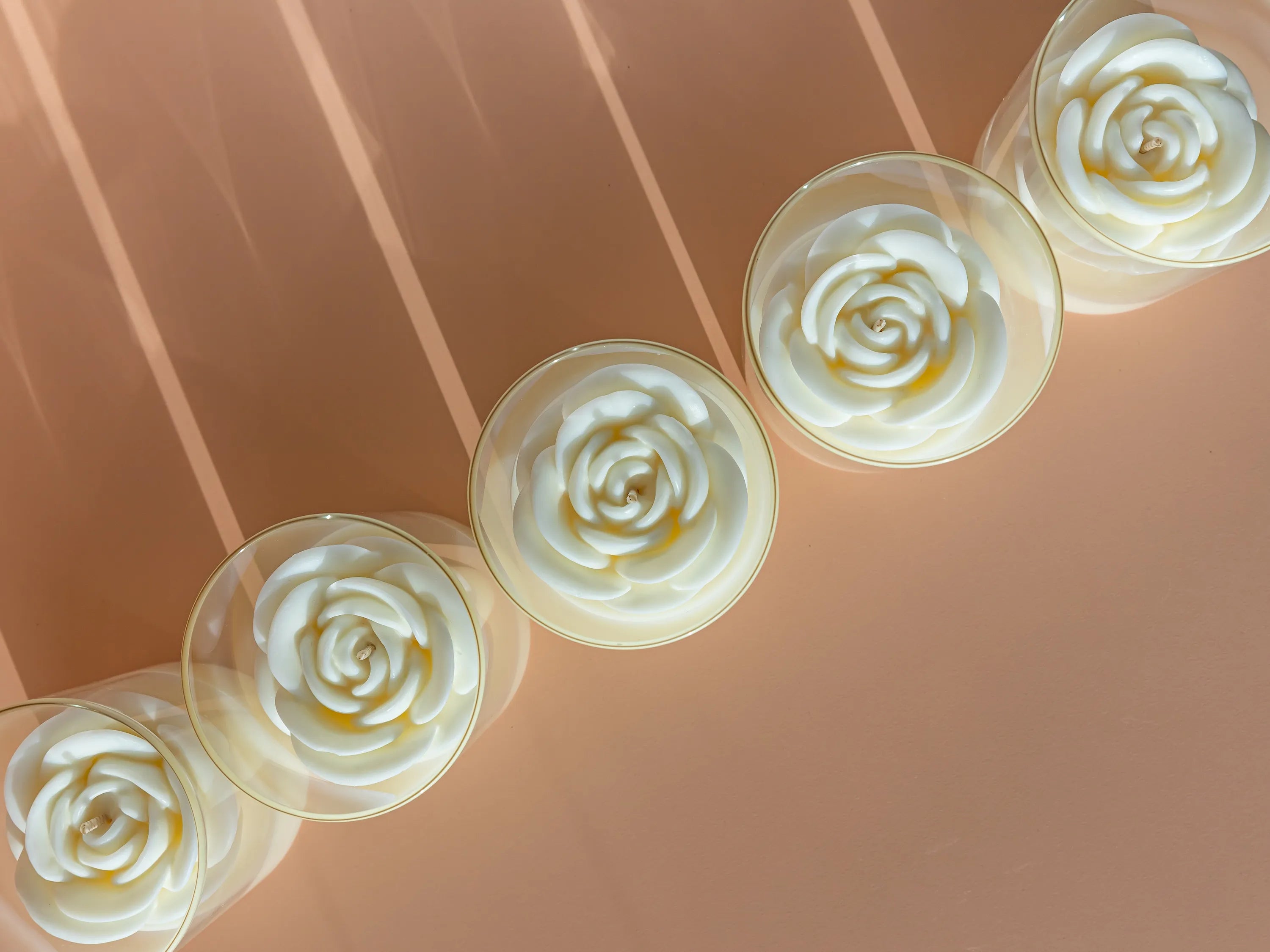 Bougies-et-savons-personnalisés-des-créations-uniques-pour-tous-vos-événements Jijou®