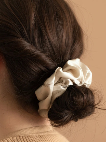 Chouchou en satin fait main (3 coloris) JIJOU®