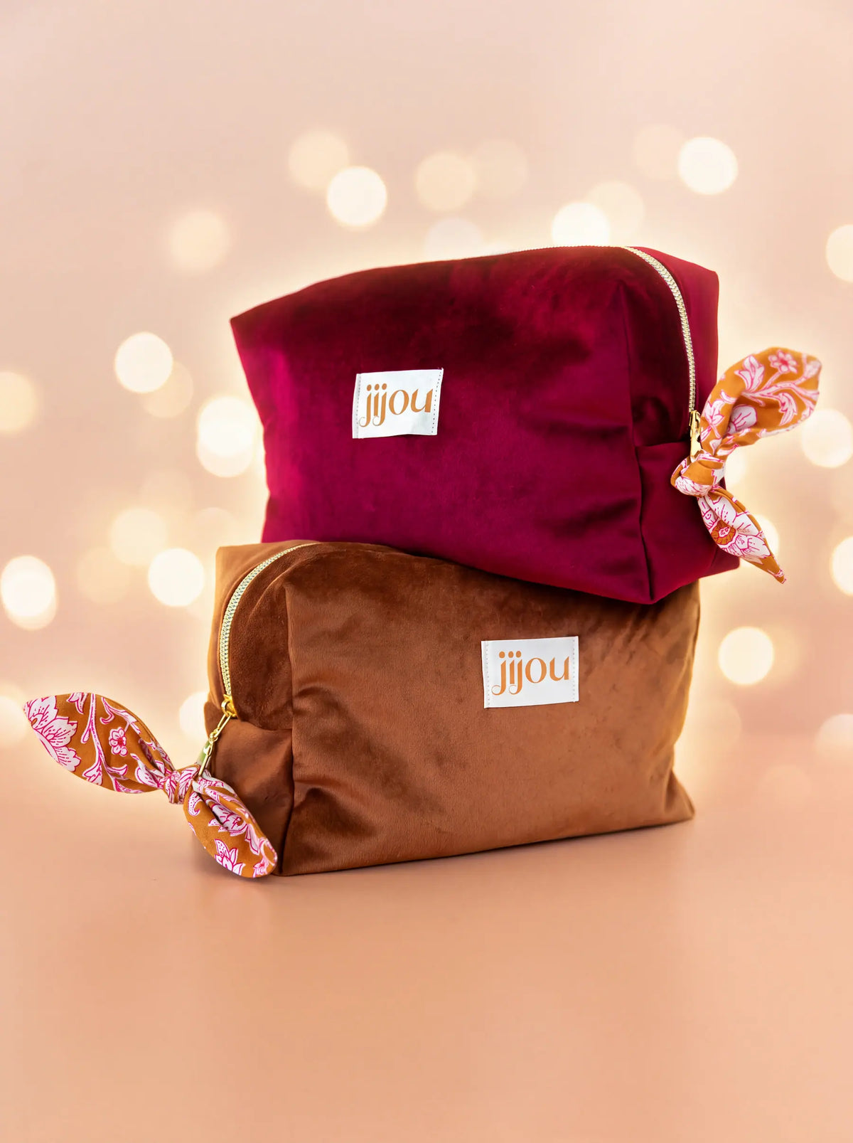 Trousse Cadeau Délicatesse : Savon + Baume à lèvres + Chouchou en satin