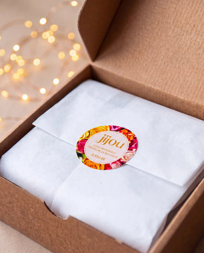 Coffret cadeau de Noël personnalisé avec les cosmétiques naturels Jijou