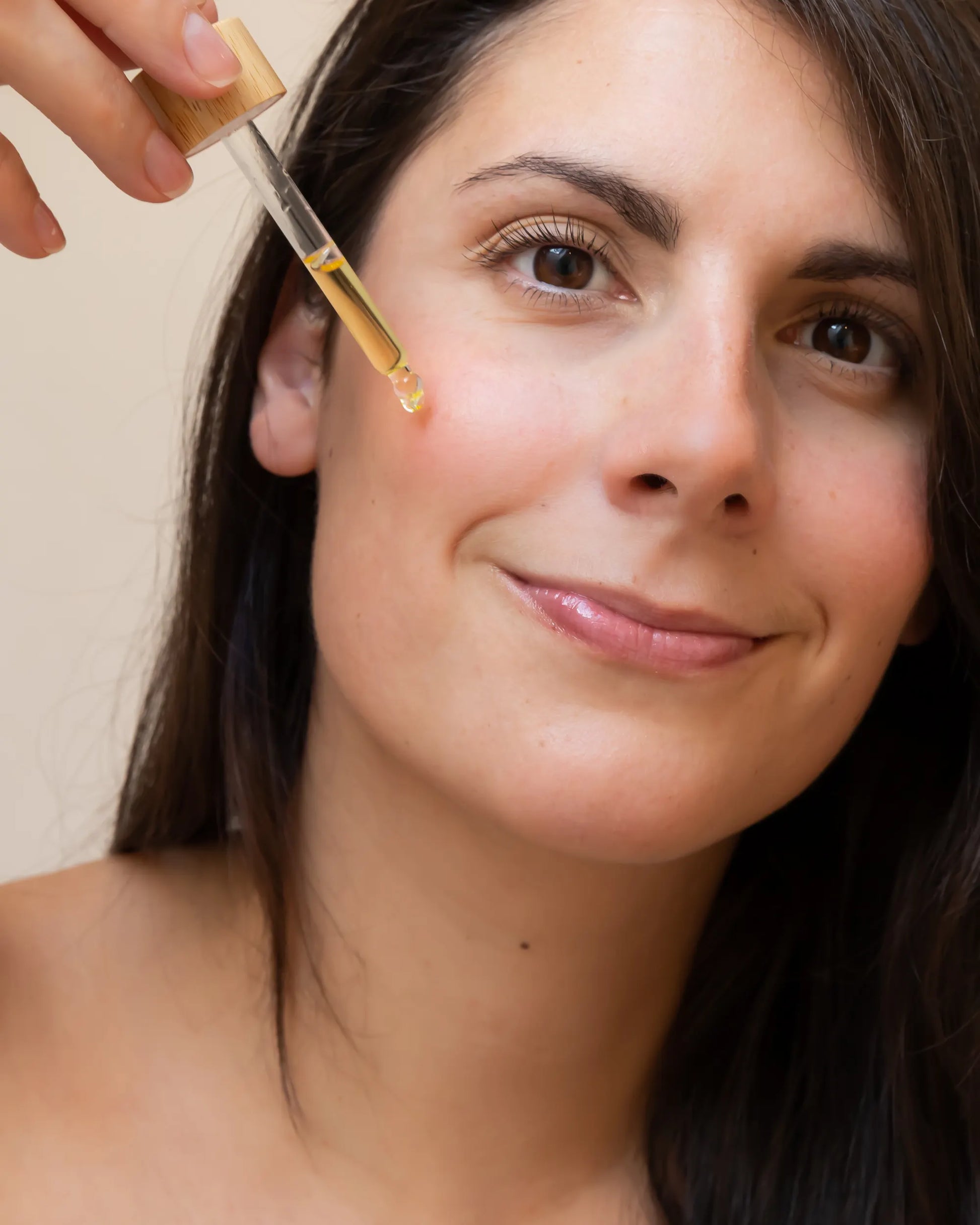 Sérum Huile Visage Naturel & Bio anti-acné, anti-boutons peau grasse/mixte : Nectar Éclat Visage JIJOU juliette. Natural Cosmetics : équilibre et pureté, bonne mine, cosmétiques naturels belges