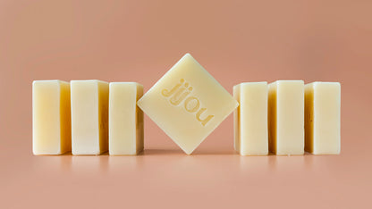 Savon bio naturel | Savon de Bonne-Maman JIJOU juliette. Natural Cosmetics : nettoyant visage corps saponifié à froid | Cosmétiques bio naturels Belgique Luxembourg France